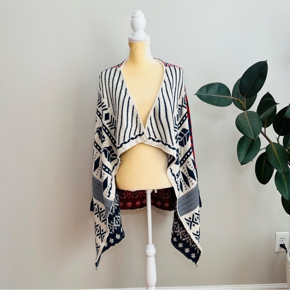 Double Zero Aztec Cardigan - Picture 4 of 7